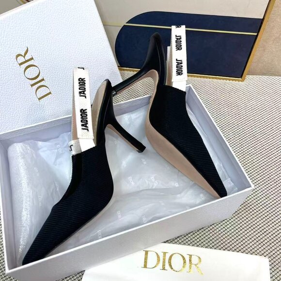 Dior Black Patent Leather Slingback Heels - Picture 3 of 9